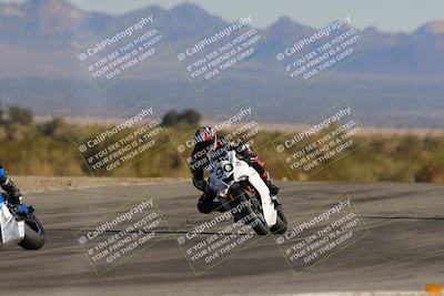 media/Dec-17-2023-CVMA (Sun) [[bf0c04832d]]/Race 1 Supersport Open/